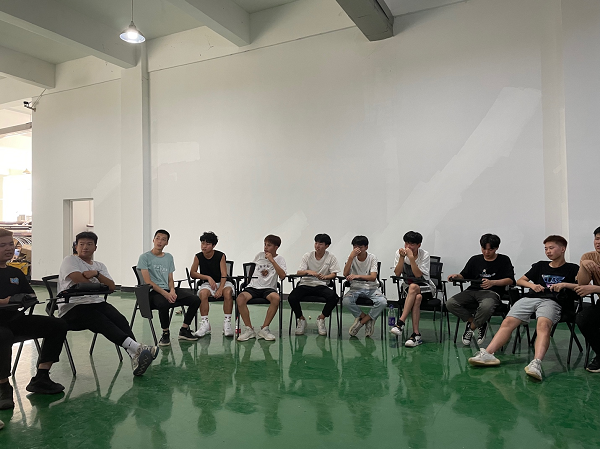 澳藍(lán)2021屆管培生座談會(huì)圓滿結(jié)束